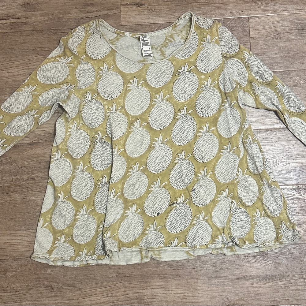 Magnolia Pearl Mustard Pineapple Print Top